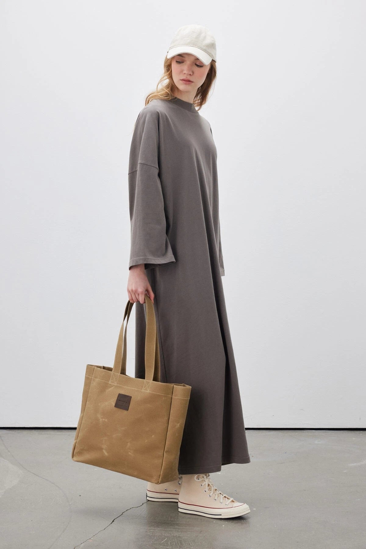 MANUKA-OVERSIZE LANGES KOMFORTKLEID ANTHRAZIT