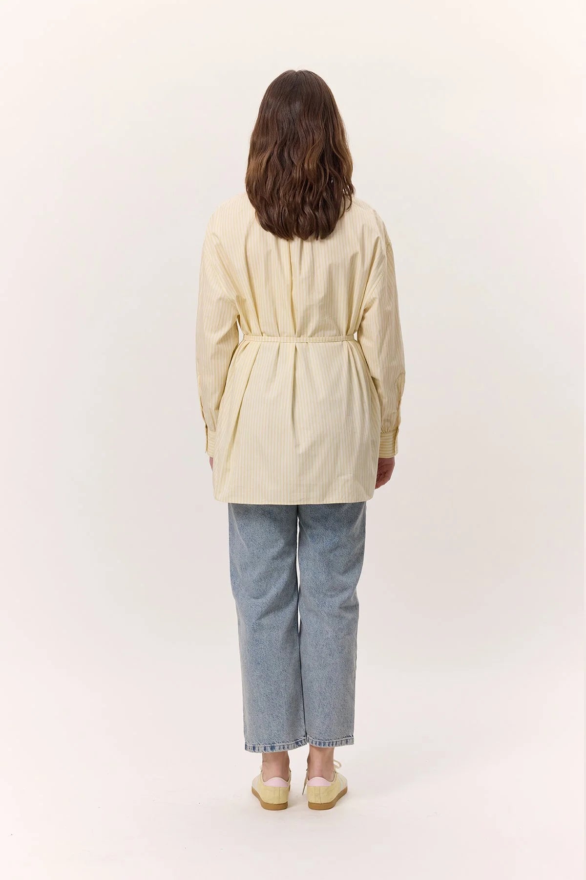 MANUKA - CHEMISE RAYÉE AVEC CEINTURE JAUNE