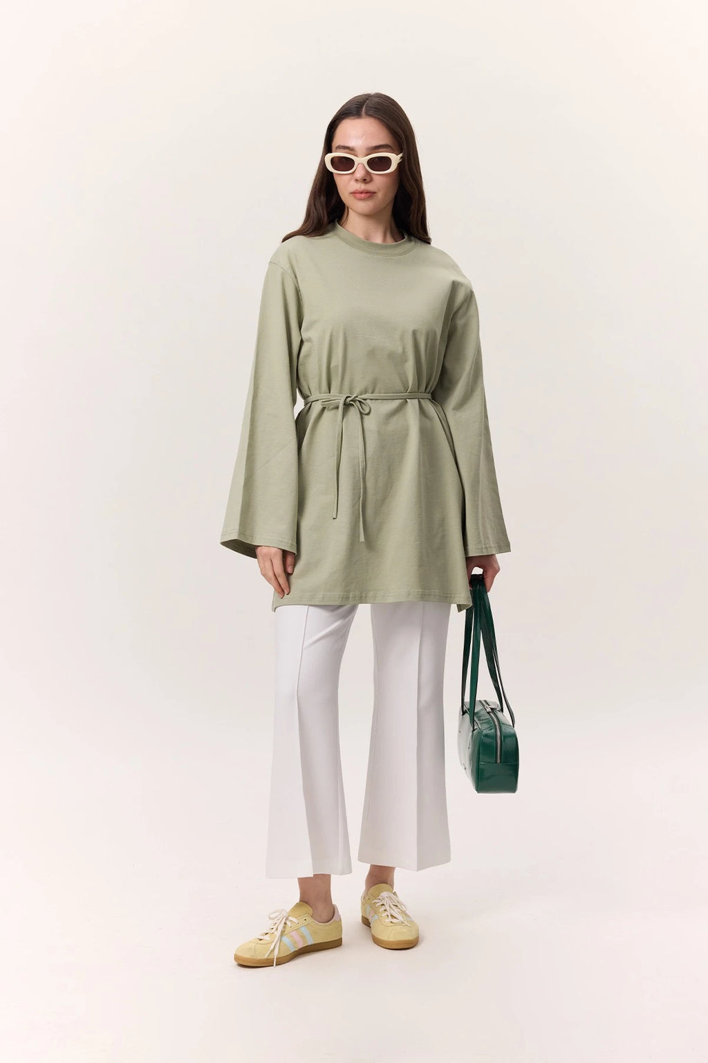 MANUKA - T-SHIRT OVERSIZE DÉTAIL NŒUD VERT CÈDRE