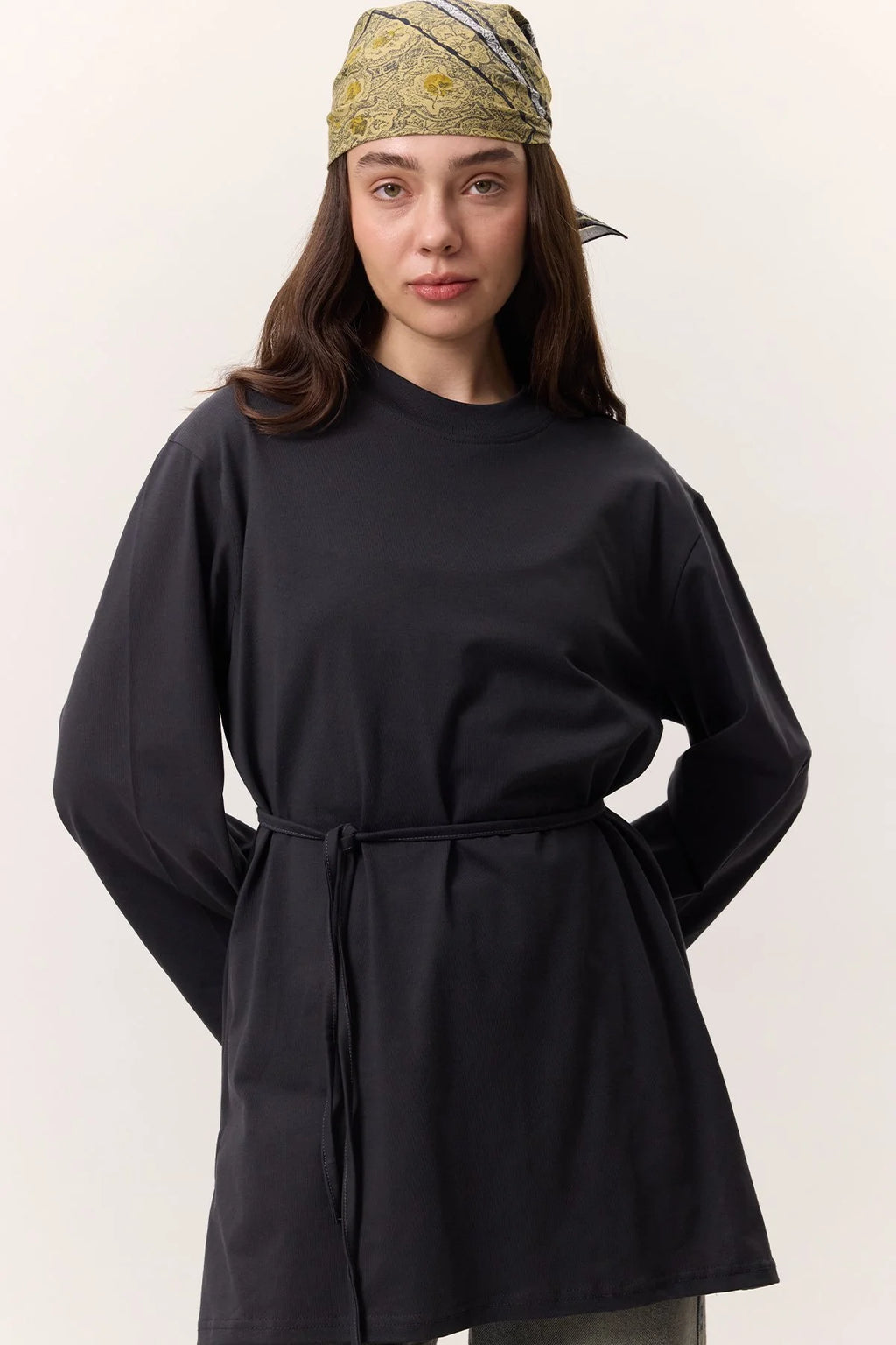 MANUKA – Oversize T-Shirt mit Bindedetail Anthrazit