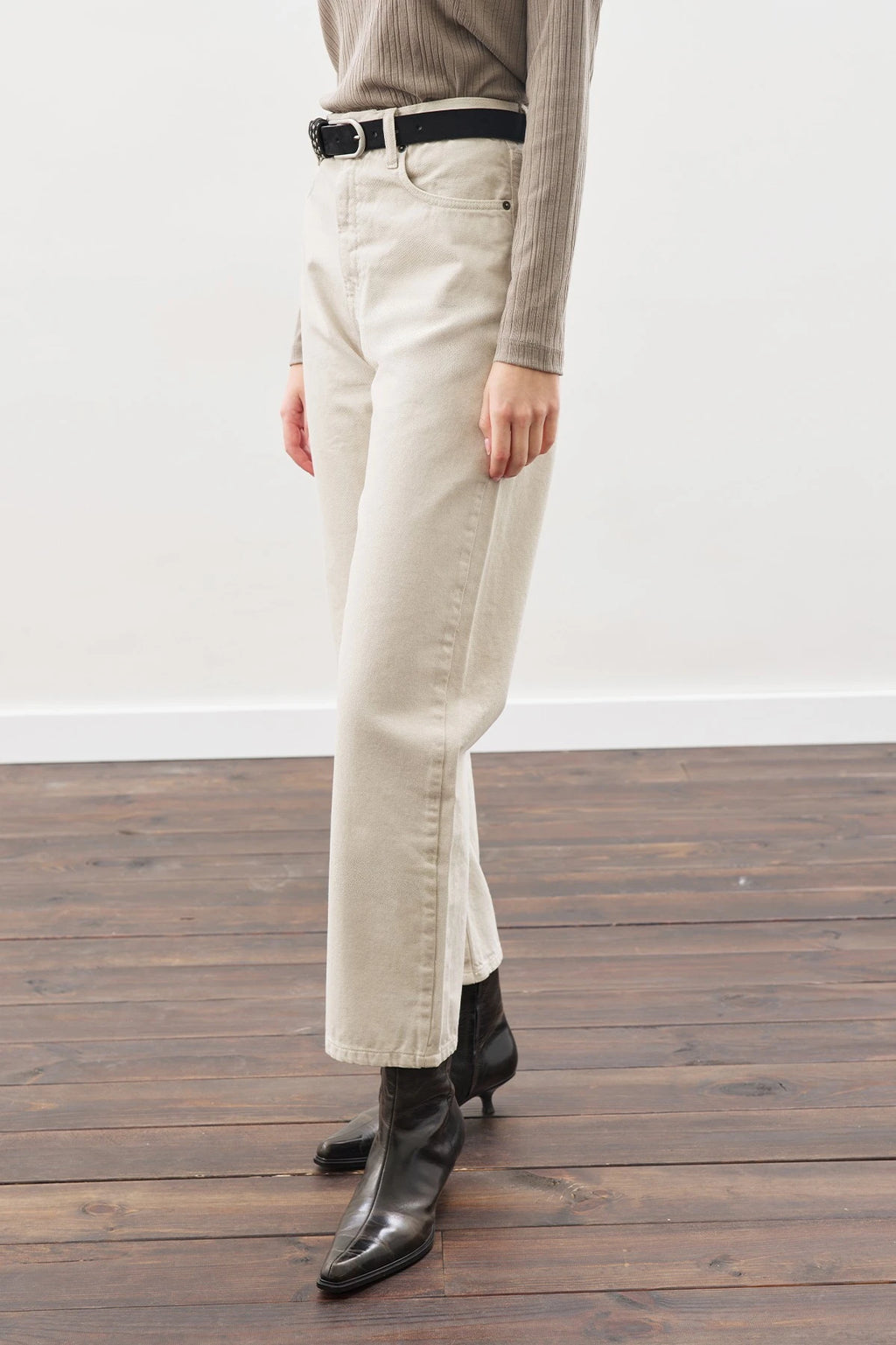 Manuka - Gerade Knöchel-Jeans-Hose - Beige