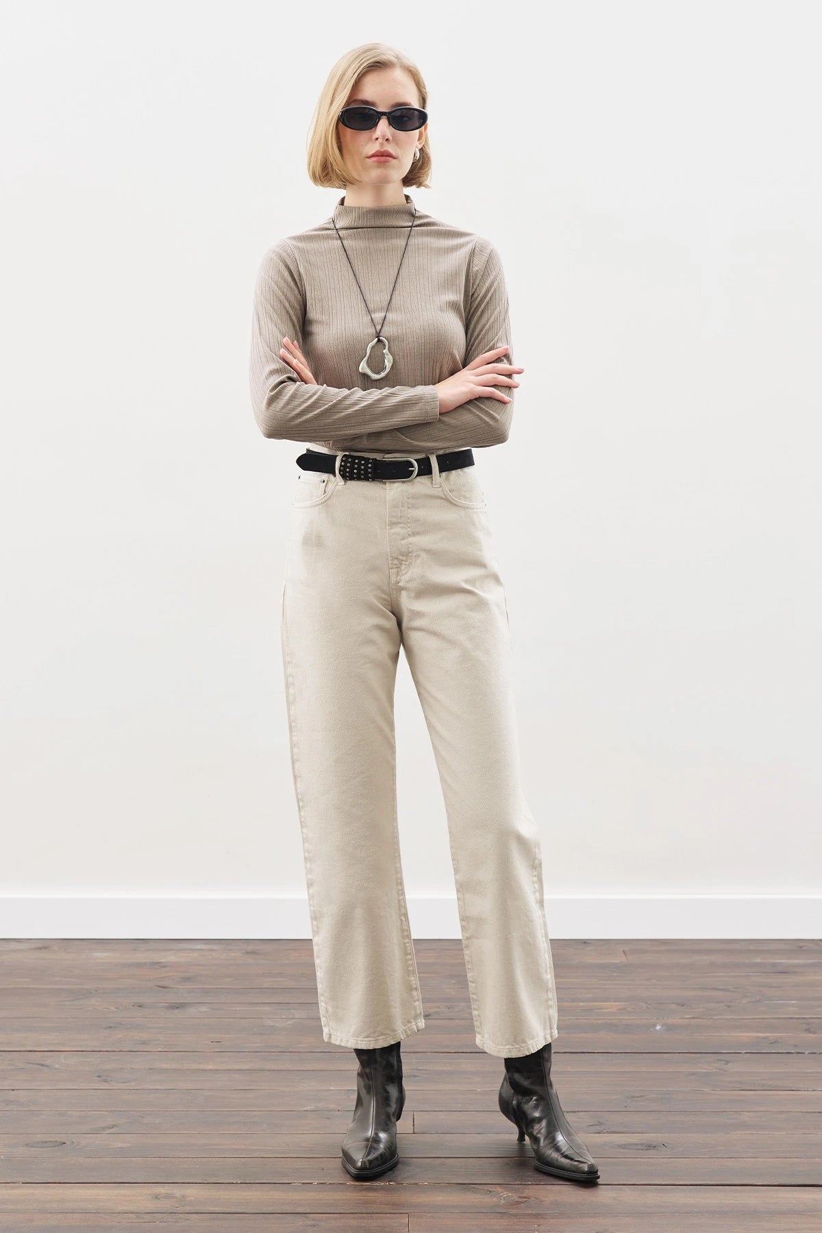 Manuka - Gerade Knöchel-Jeans-Hose - Beige