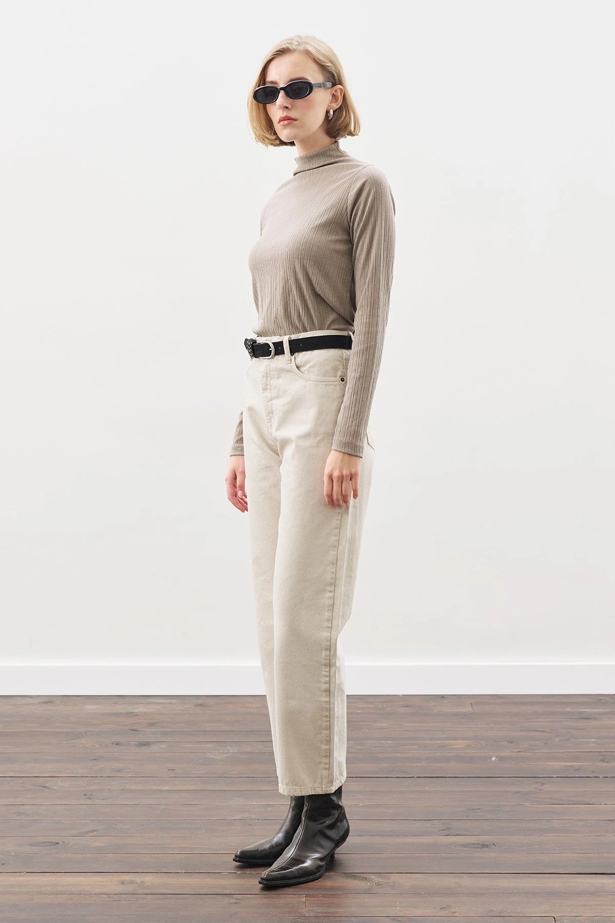 Manuka - Gerade Knöchel-Jeans-Hose - Beige