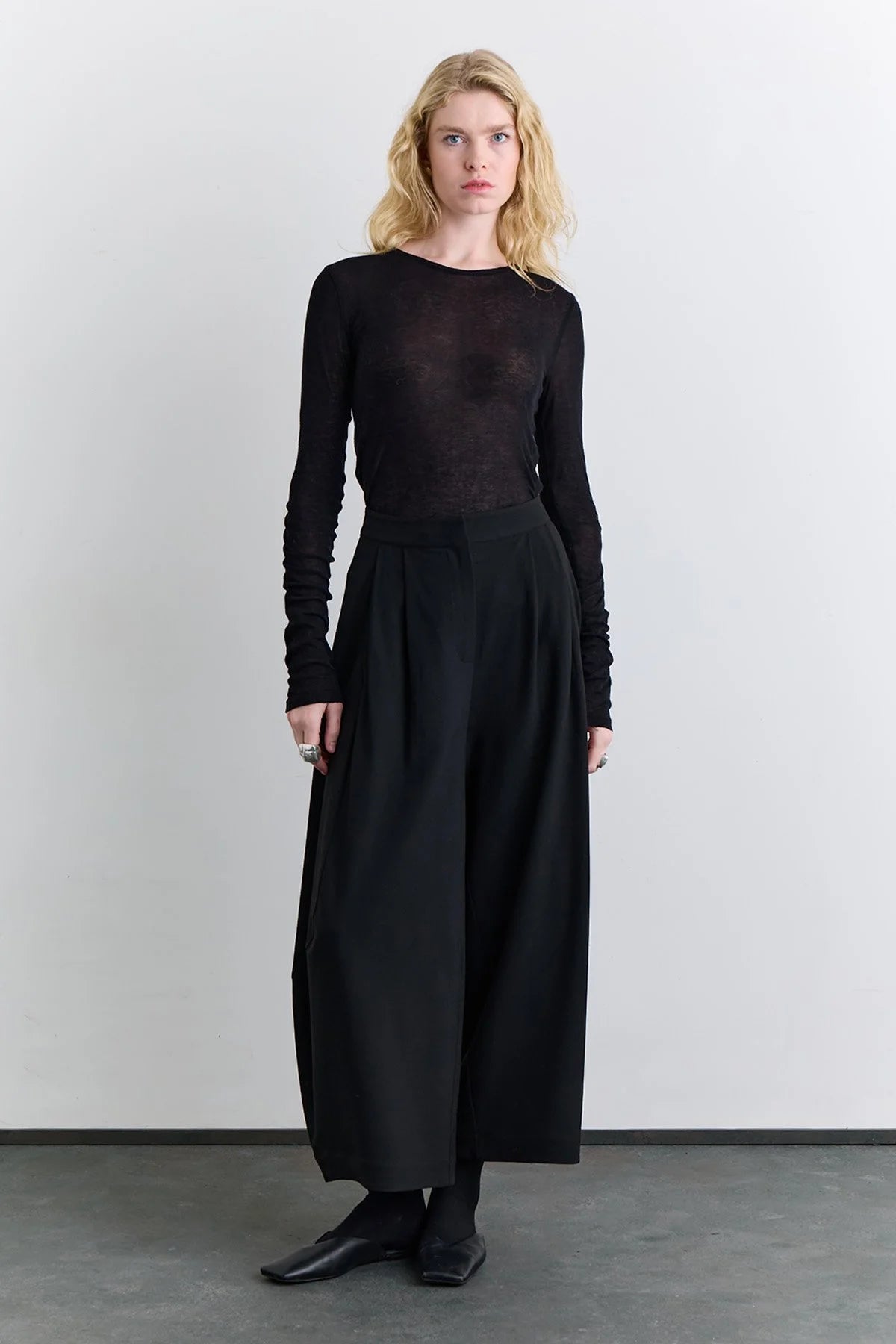 Manuka - Ballonform-Stoffhose - Schwarz