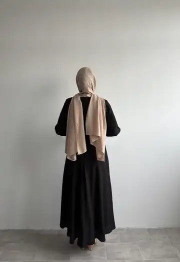 MONCHE Lina Kostüm mit Jacke und Rock – Schwarz