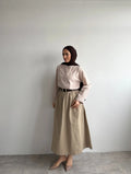 MONCHE Gestreiftes Oversize-Hemd mit Pattentasche – Ecru